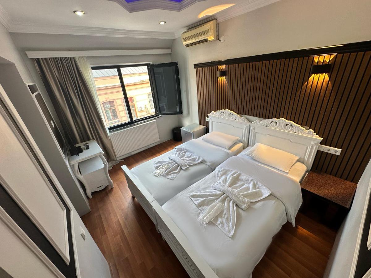 My Metropol Hotel Batumi Esterno foto